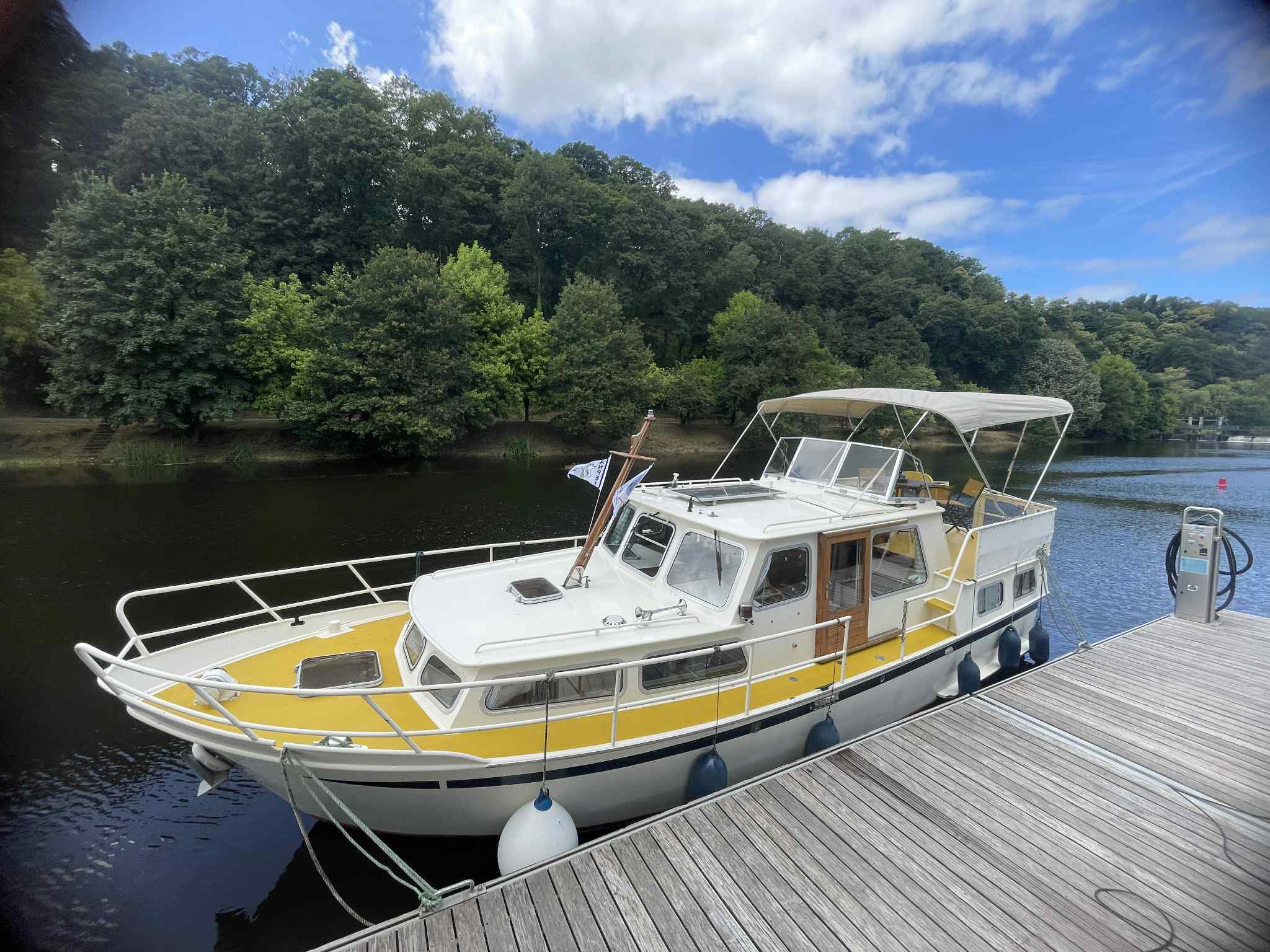 Location insolite_bateau_AB Fluviale_Albatross_Quai3_Saint-Nicolas-des-Eaux_Pluméliau-Bieuzy_Vallée du Blavet