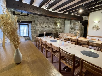 4_location_Gîte_d'étape-hostel_ Ty Bihui_salle restauration_Pluméliau-Bieuzy_Vallée du Blavet