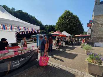 impa_25-Marche-estival-Saint-Nicolas-des-Eaux-Plumeliau-Bieuzy-Vallee-du-Blavet-Tourisme-bdh.jpg