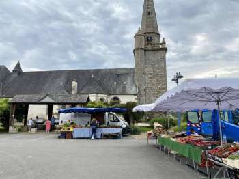 impa_Photo-Marche-de-Melrand-Mairie-Melrand.jpg