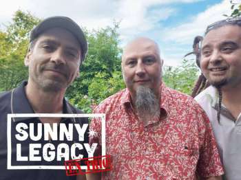 impa_Sunny-Legacy-en-trio-D.R..jpg