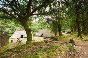 impa_site-archeologique-village-an-mil-melrand-2.jpg