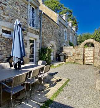 impg_25-Gites-Domaine-Lann-Kerhuerh-La-Chapelle-Neuve-Clematite-terrasse-Vallee-du-Blavet.jpg