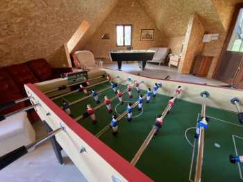impg_Gites-Domaine-Lann-Kerhuerh-La-Chapelle-Neuve-salle-de-jeux-baby-foot-Vallee-du-Blavet-2.jpg