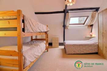 impg_Location-Domaine-de-Lann-Kerhuerh-Clematite-chambre3-La-Chapelle-Neuve-Gites-de-France-Morbihan.jpg