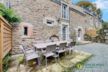 impg_Location-Domaine-de-Lann-Kerhuerh-Clematite-terrasse-La-Chapelle-Neuve-Gites-de-France-Morbihan.jpg