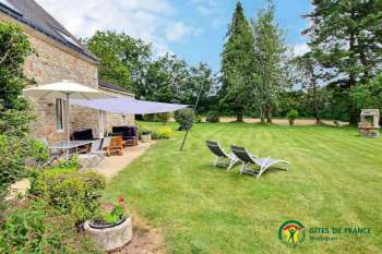 impg_Location-vacances-Gite-de-Coet-Kerven-jardin2-Melrand-Vallee-du-Blavet-Gites-de-France-Morbihan.jpg