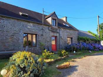 impg_Location-vacances-Gites-du-Rhun-Hortesia-exterieur-Plumeliau-Bieuzy-Gites-de-France-56.jpg