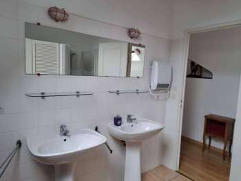 impg_Location-vacances-Gites-du-Rhun-Paeonia-salle-d-eau-Plumeliau-Bieuzy-Gites-de-France-56.jpg