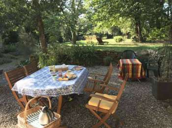 impg_Location-vacances-gite-Prad-Levreh-terrasse-Melrand-Vallee-du-Blavet-Gites-de-France-Morbihan.jpg