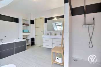 impg_Location-vacances-gite-ty-Kousket-salle-de-bain-douche-Baud-Vallee-du-Blavet-Gites-de-France-Morbihan-2.jpg