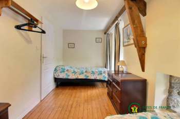 impg_Location-vacances-gites-de-Kerabellec-Hirondelle-chambre3-Baud-Vallee-du-Blavet-GDF56.jpg
