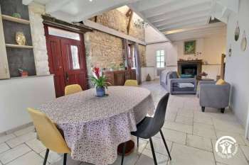 impg_Location-vacances-gites-de-Kernino-Leon-salle-a-manger-Plumeliau-Bieuzy-GDF56.jpg