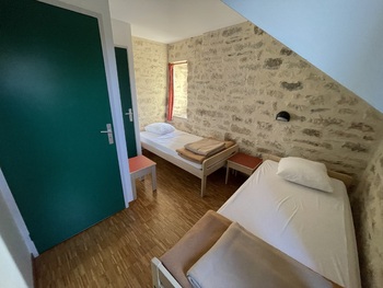 Location vacances_Gîte Hostel_Ty Bihui_chambre 2 personnes_Pluméliau-Bieuzy_Vallée du Blavet