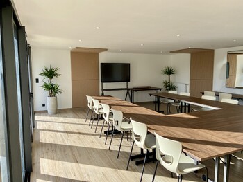 Salle réception séminaire_salle réunion_Domaine de Lann Kerhuerh_La Chapelle-Neuve_Vallée du Blavet